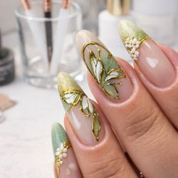 Lotus Nails