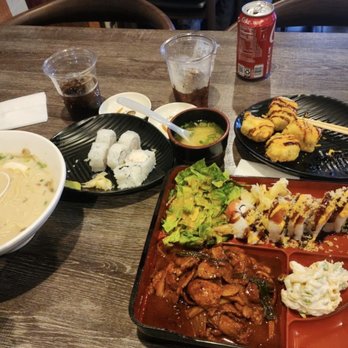 Kiraku - Sushi Bars Near Me - Gardena, California