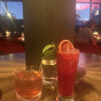 Three Thirty Three - Ubai smoked old fashion (knob creek 333s barrel pick) How to train your dragon (mocktail) - Steakhouses Near Me - Tempe, Arizona