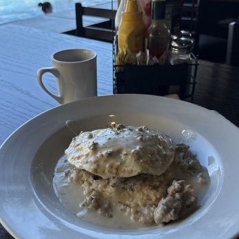 Captain Jack's Island Grill - Loco moco was okay, not the greatest and portion was pretty small. Not their best dish. - American Near Me - Lahaina, Hawaii