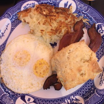 MoCo's Founding Farmers - Founding farmers breakfast - New American Near Me - Potomac, Maryland
