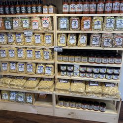 The Cracklin’ Pig - Pastas and sauces.