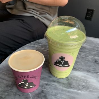 Joe & The Juice - Cortado and green mile juice - Juice Bars & Smoothies Near Me - Chicago, Illinois