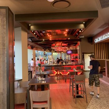 Hard Rock Cafe - American Near Me - Málaga, Massachusetts