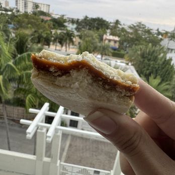 Colombian Coffee House - Alfajor - Colombian Near Me - Delray Beach, Florida