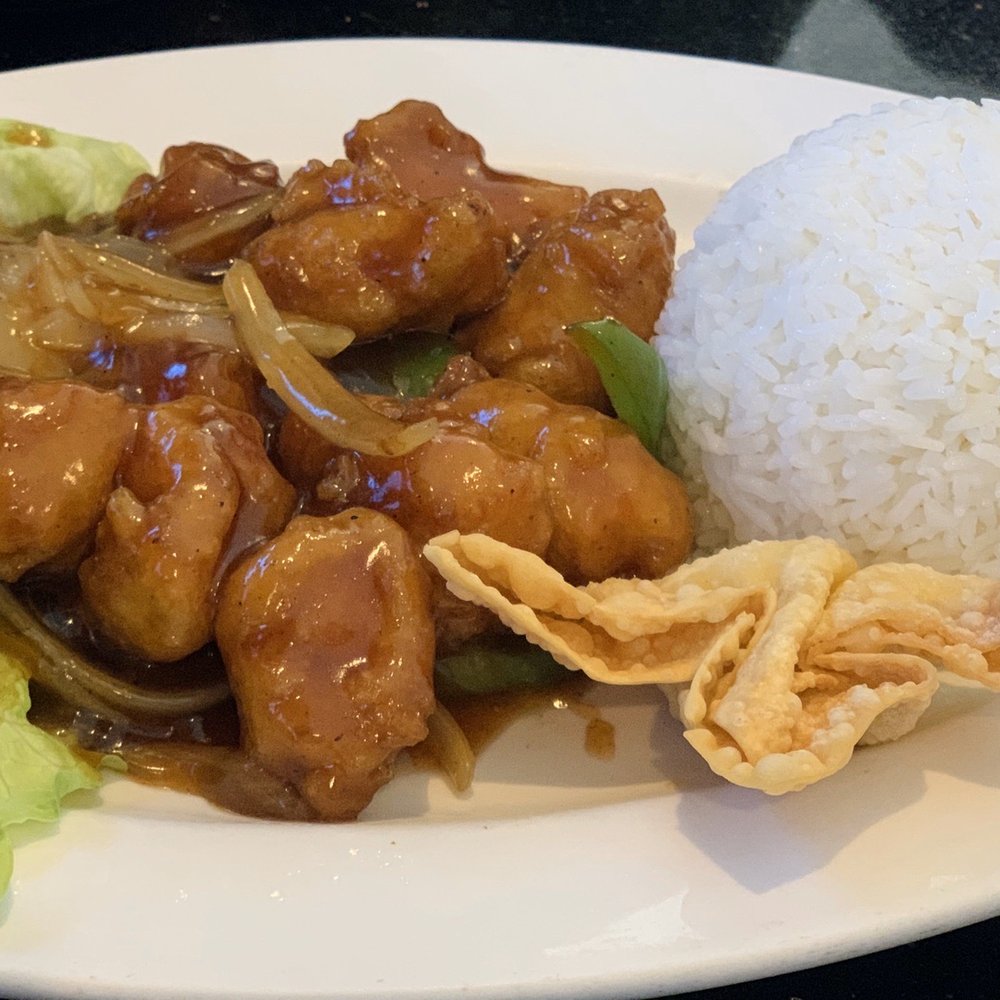Little Saigon - General Tso's Chicken - Vietnamese Near Me - Wichita, Kansas Little Saigon - General Tso's Chicken - Vietnamese Near Me - Wichita, Kansas