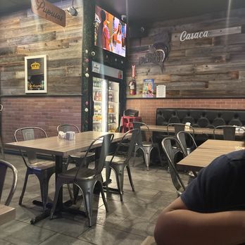 El Pajonal Restaurant - Dining area. - Mexican Near Me - Los Angeles, California
