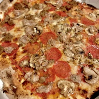 BAR - Small Red Pie with Mozzarella with sausage, pepperoni, mushroom, meatball (1/2), and white clam (1/4) - Pizza Near Me - New Haven, Connecticut