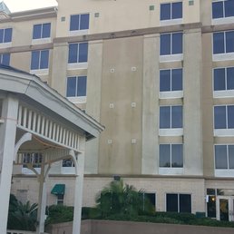 Viewed from the rear Viewed from the rear