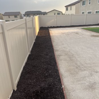 Luxuriant Landscape - Landscaping Near Me