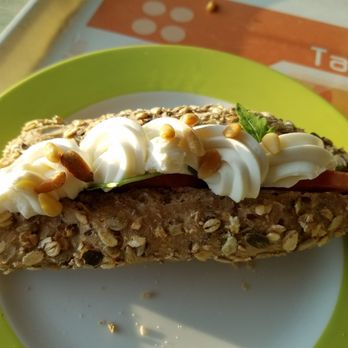 Het Paleis - Multigrain baguette with arugula, tomato, goat cheese and pine nuts - Breakfast & Brunch Near Me - Schiphol, New Hampshire