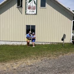 Santucci Farm - Super chill