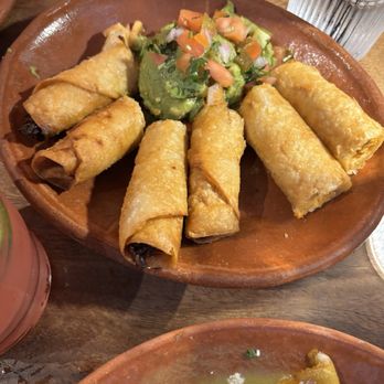 Rosa Madera - Flautas De Tinga Con Guac - Mexican Near Me - Santa Ana, California Rosa Madera - Flautas De Tinga Con Guac - Mexican Near Me - Santa Ana, California
