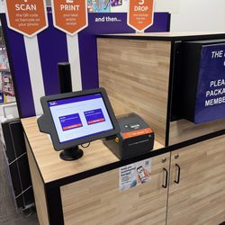 FedEx Office Print & Ship Center - Self service