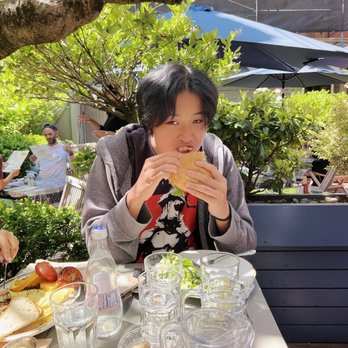 La Note - He loves his tuna burger - French Near Me - Berkeley, California La Note - He loves his tuna burger - French Near Me - Berkeley, California