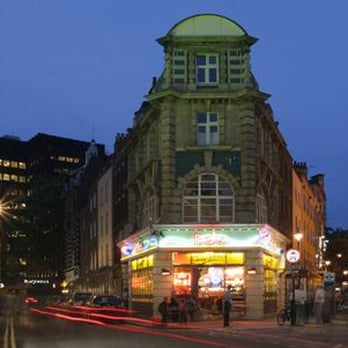 Z Hotels - Z Hotels London Exterior - Hotels Near Me - Soho, XGL Z Hotels - Z Hotels London Exterior - Hotels Near Me - Soho, XGL