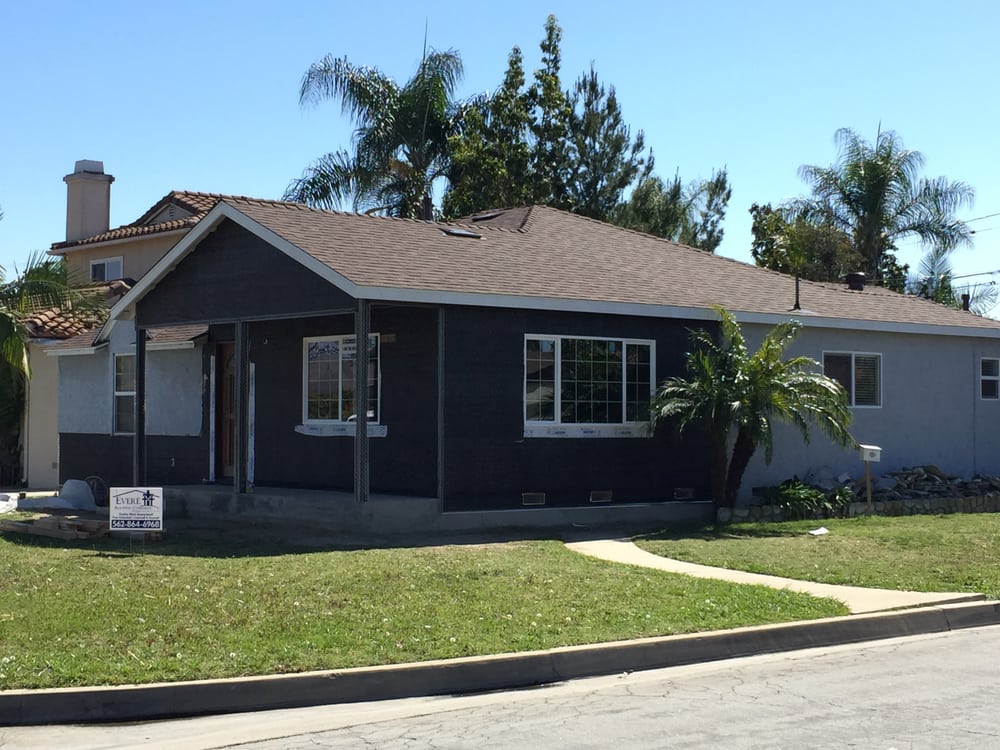 Slide of Everett Roofing