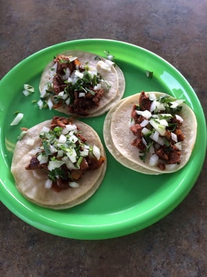 TAQUERIA SANTOS LAGUNA by null