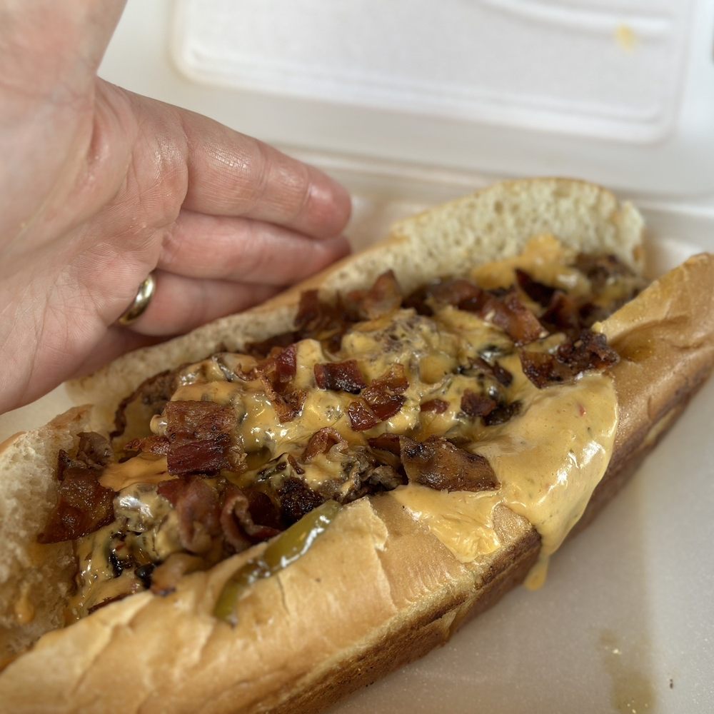 Phillytology - Schnauzer Cheesesteak - Food Trucks Near Me - Waco, Texas