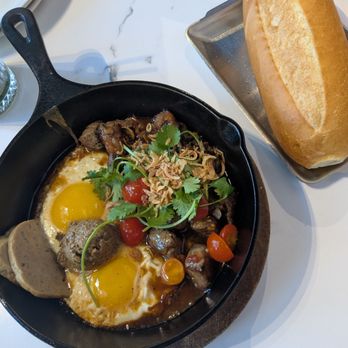 M Cozy Fusion Cafe - Vietnamese ham!.. pate!.. steak!.. good deconstructed bahn mi! - Breakfast & Brunch Near Me - Seattle, Washington