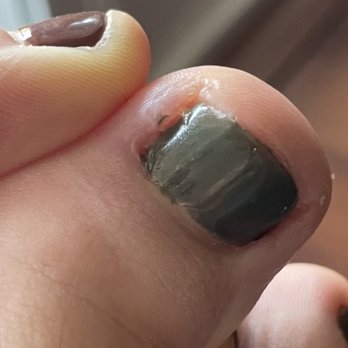 Salon De Manucure - liquid and inflammation - Nail Salons Near Me - Los Angeles, California