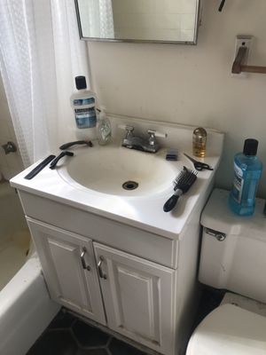 Bathroom Cleaning - Call me today!
