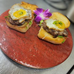 Bonzai Japanese Steak and Sushi - Wagyu sliders