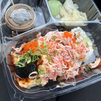 Sushi Sake Bird Road - Burnt mayonnaise and crab with a side of volcano roll - Sushi Bars Near Me - Miami, Florida Sushi Sake Bird Road - Burnt mayonnaise and crab with a side of volcano roll - Sushi Bars Near Me - Miami, Florida