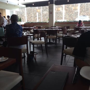 MW Restaurant - Nice - New American Near Me - Honolulu, Hawaii