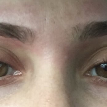 Brows & Beyond Lounge - Uneven in heights . If it's was a music scale one would be on c one brow in f... - Waxing Near Me - Davie, Florida