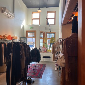 Consign Couture - Store - Used, Vintage & Consignment Near Me - Portland, Oregon