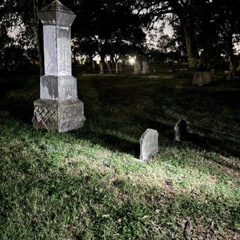 Sisters Grimm Ghost Tours - Historical Tours Near Me - San Antonio, Texas Sisters Grimm Ghost Tours - Historical Tours Near Me - San Antonio, Texas