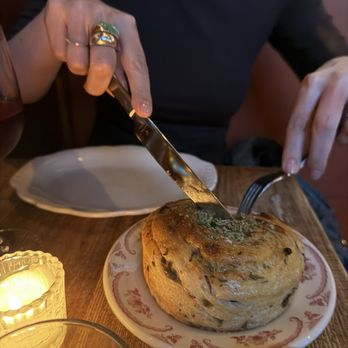 Bacetti Trattoria - Focaccia Ebraica $15 (served warm- sooo good) - Italian Near Me - Los Angeles, California Bacetti Trattoria - Focaccia Ebraica $15 (served warm- sooo good) - Italian Near Me - Los Angeles, California