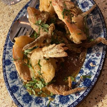 Holy Basil - Soft shell crab and shrimp - Thai Near Me - Los Angeles, California