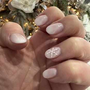 Linda Nails & Spa - Off white ombré dip manicure - Nail Salons Near Me - San Dimas, California Linda Nails & Spa - Off white ombré dip manicure - Nail Salons Near Me - San Dimas, California