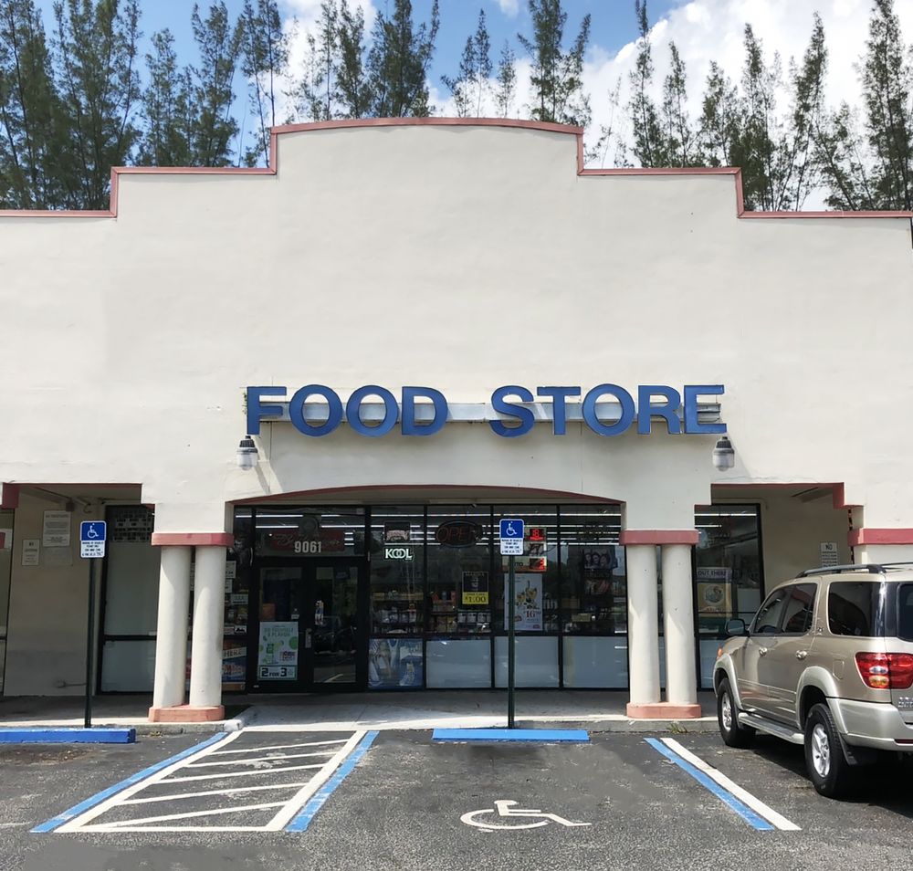 COLUMBUS FOOD & BEVERAGE STORE Updated September 2024 11 Photos