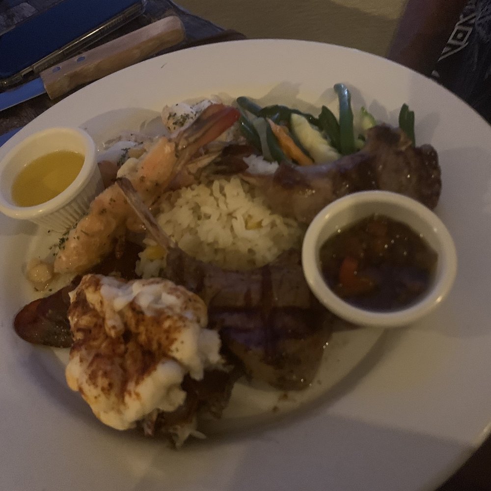 Puerta Vieja - Lamb, lobster and shrimp combo - Mexican Near Me - Cabo San Lucas, BCS Puerta Vieja - Lamb, lobster and shrimp combo - Mexican Near Me - Cabo San Lucas, BCS