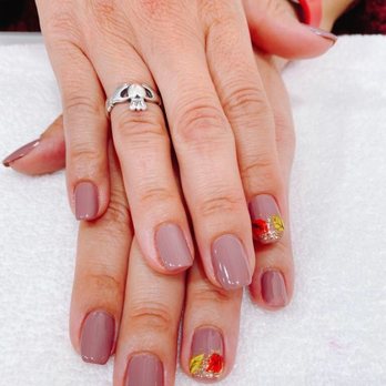 My Nails Place - Gel Manicure with design- done by Gema! :) Cost$35 - Nail Salons Near Me - Redondo Beach, California My Nails Place - Gel Manicure with design- done by Gema! :) Cost$35 - Nail Salons Near Me - Redondo Beach, California