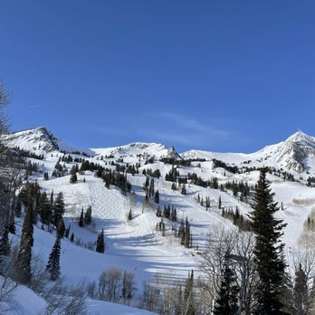 Snowbasin Resort - View of John Paul, ski Trail - Ski Resorts Near Me - Huntsville, Utah