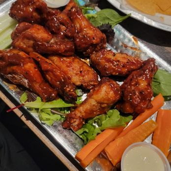 Echo Tap & Grille - Bars Near Me - Mountainside, New Jersey