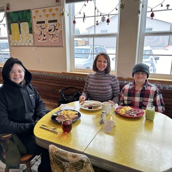 The Blythe Cricket - Breakfast & Brunch Near Me - Joseph, Oregon