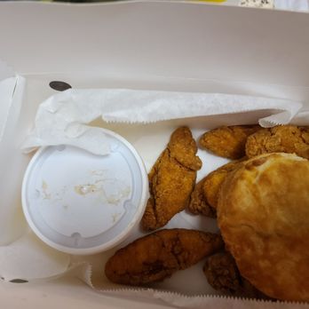 Bojangles - a basket of fried chicken and a cup of sauce - Fast Food Near Me - North Augusta, South Carolina