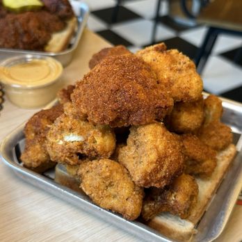 Hotbirds - Cauliflower Nuggs - Chicken Shop Near Me - Princeton, New Jersey