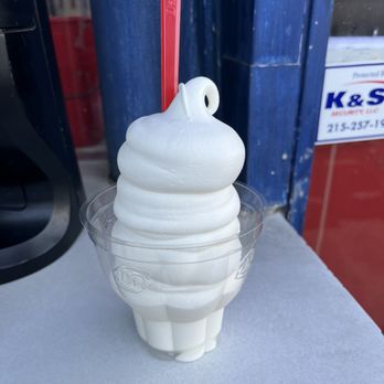 Dairy Queen Treat - Large vanilla in a cup - Ice Cream & Frozen Yogurt Near Me - Willow Grove, Pennsylvania Dairy Queen Treat - Large vanilla in a cup - Ice Cream & Frozen Yogurt Near Me - Willow Grove, Pennsylvania