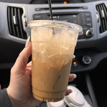 Elevate Coffee - 16 oz iced white chocolate americano with oat milk (half the flavor, quad shot) - Coffee & Tea Near Me - Hermitage, Tennessee Elevate Coffee - 16 oz iced white chocolate americano with oat milk (half the flavor, quad shot) - Coffee & Tea Near Me - Hermitage, Tennessee