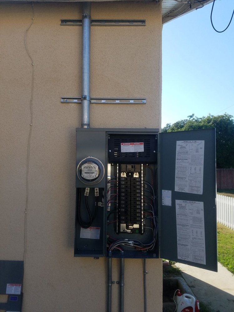 Slide of Dlt Electrical Services