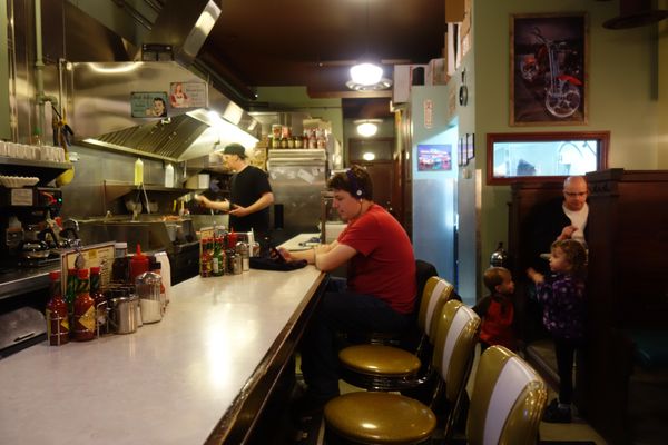 Belmont Diner Marda Loop by null
