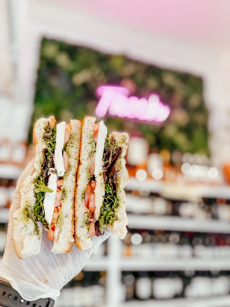 FRESH BOSTON Updated September 2024 70 Photos & 25 Reviews 232