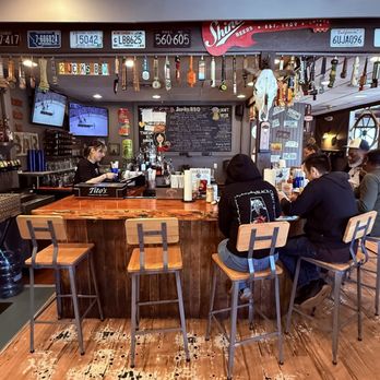 2 Jerks BBQ - Barbeque Near Me - Raynham, Massachusetts