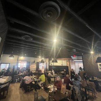 Jerry's Seafood - Inside - Seafood Near Me - Bowie, Maryland